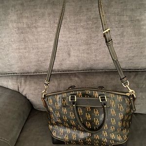 Dooney & Bourke bag